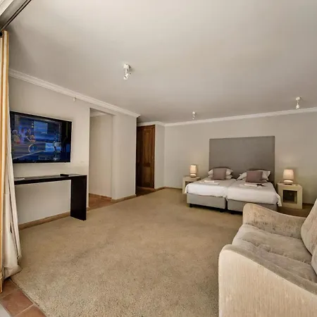 Amazing Algarve 5 Bedrooms Lillian Private Pool Ping Pong Table Vale Do Lobo Villa *